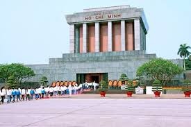 Lăng Chủ tịch Hồ Chí Minh mở của trở lại từ ngày 6/11/2013 sau khi bảo dưỡng định kỳ - ảnh 1